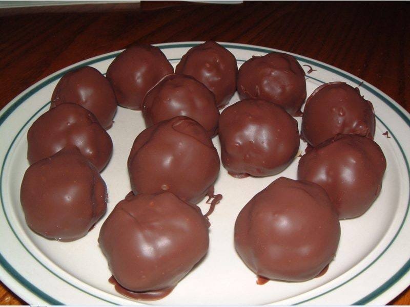 PEANUTS BUTTER BALLS