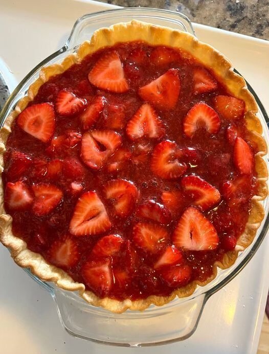 Vegan Fresh Strawberry Pie:
