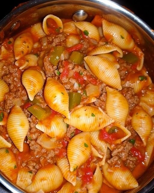 Pasta shells with ground beef