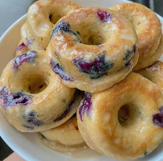 Lemon Blueberry Donuts – 1 WW Smart Point!
