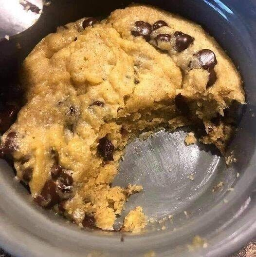 Keto Chocolate Chip Cookie in a Mug