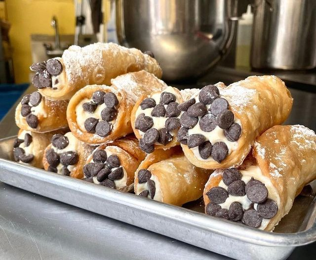 Weight Watchers Chocolate Chip Cookie Cannolis