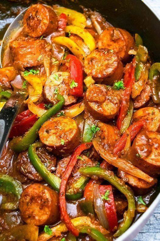 Crockpot sausage and peppers