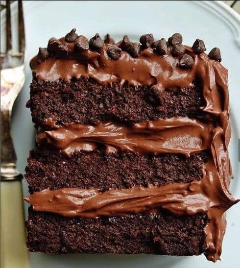 VEGAN FLOURLESS CHOCOLATE CAKE