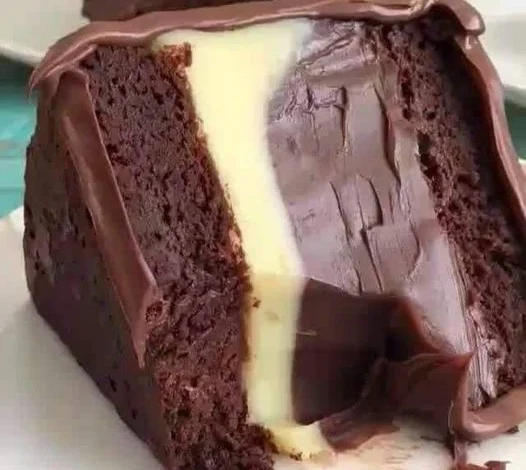 Chocolate Keto Cake