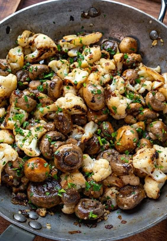 Skillet Butter and Garlic Mushrooms and Cauliflower