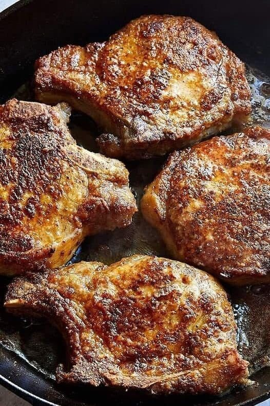 Classic Southern Fried Pork Chops😋