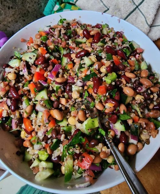 Vegan High Protein Vegetable Quinoa Bowl