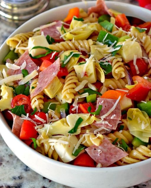 EASY ITALIAN PASTA SALAD