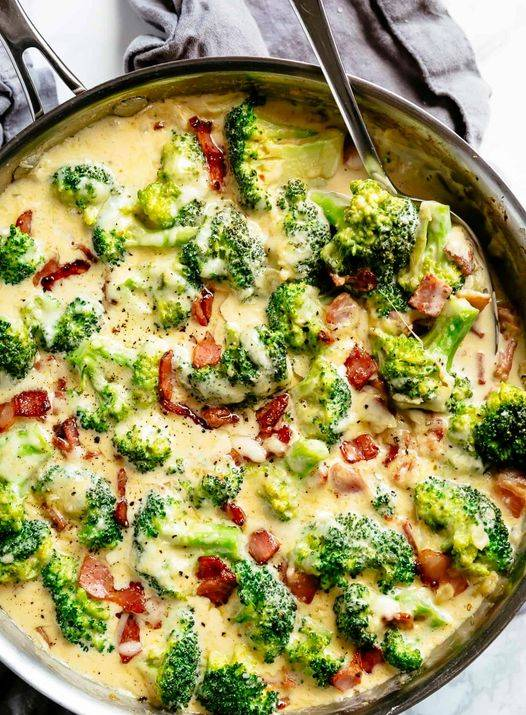 Creamy Garlic Parmesan Broccoli