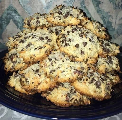 Keto Almond Joy Cookies